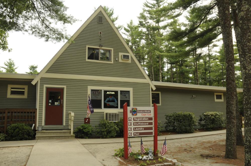 Gateway to Cape Cod Vacation Cottage 1